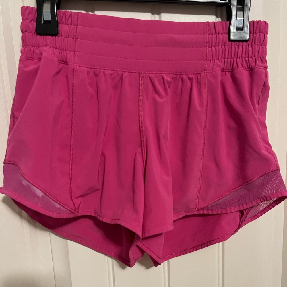 Sonic pink Lululemon hotty hot high-rise short
